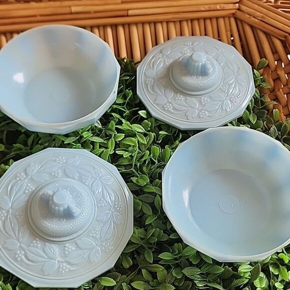 2 Vintage 1950's Blue Powder Celluloid Boxes With Decorative Lids Coquette Bride - Picture 2 of 9